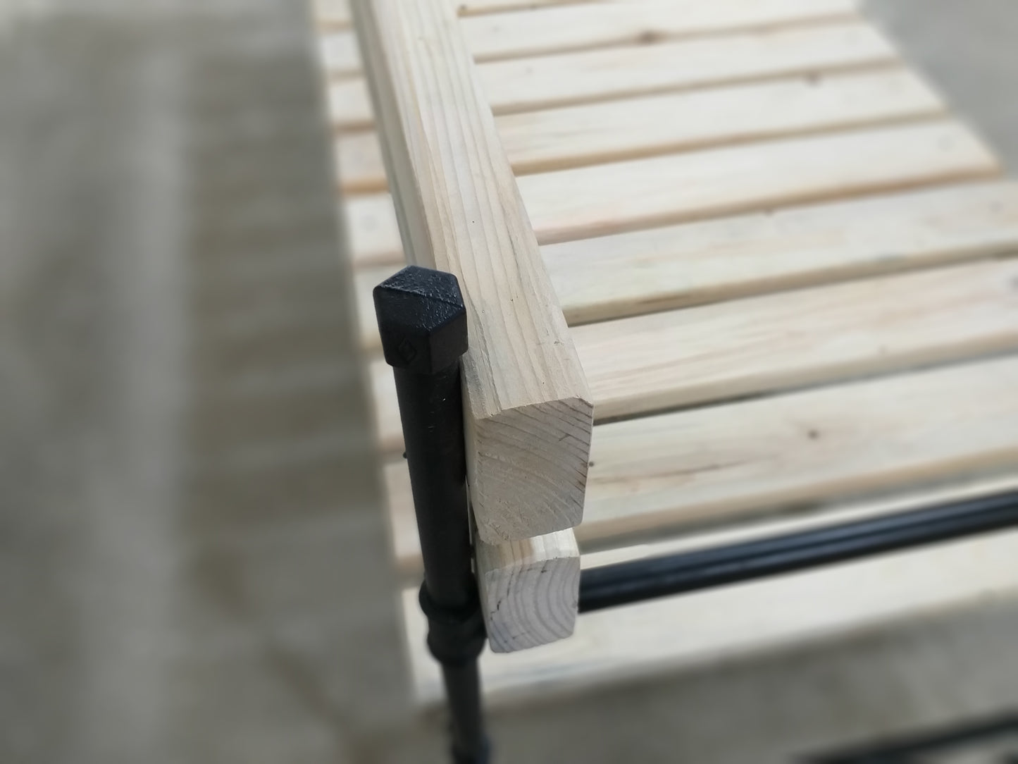 Decorative Solid Wood Seat